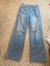 Ripped Edikted Jeans Photo 0