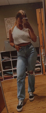 Abercrombie High-Rise Jeans Photo 0