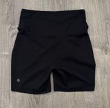 Lululemon Base Pace High-Rise Shorts 6" Photo 0