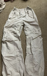 white parachute pants Photo 0