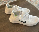 Nike Shoes Photo 0