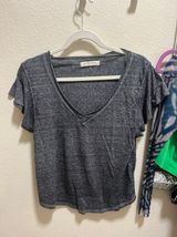 Tee Photo 0