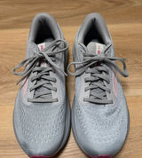 Brooks Adrenaline GTS 24 Running Shoes women’s 9.5 Photo 0