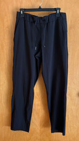 Lululemon On the Fly Pant Women 8 Black Luxtreme 7/8 Length Drawstring Tapered Photo 0