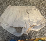 Lululemon Hotty Shorts 2.5" Photo 0