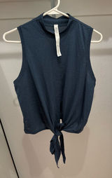 Lululemon Tank Photo 0