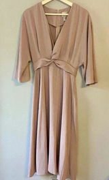 Asos Dress Woman's Size 4 Dusty Rose Bat Wing 3/4 Sleeve V-Neck Knee Length Photo 0