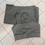 Lululemon Set Workout Two-Piece Bra Leggings Photo 0
