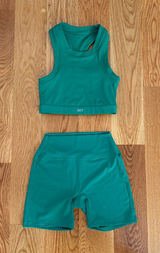 SET ACTIVE SportBody High Neck Bra & Shorts Matching Set in Palm Green Size S Photo 0