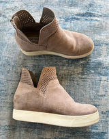 Steve Madden Beige Winni Suede Wedge Sneakers Size 8 Photo 0