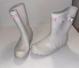Rain Boots White Size 7 Photo 0