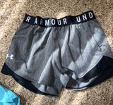  Under Armor Shorts Photo 0