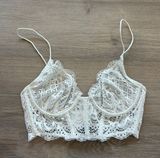 Underwire Lacey Bra Photo 0