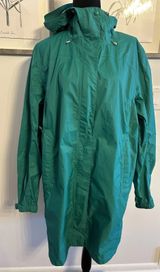 L.L. Bean Waterproof Shell Hoodie Parka Green Women's Size XL Outdoor Rain Coat Photo 0