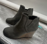Maurices Women's Shoe Size 7.5 Grey Faux Leather‎ 3.25" Wedge Heel Bootie NWT Photo 0