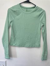 Outdoor Voices Women’s Small Mint Green Ribbed Long Sleeve Cropped Top Photo 0