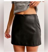 NWT Abercrombie & Fitch Vegan Leather Scarlett Mini Skort Photo 0