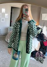 Sweater Photo 0