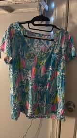 Lilly Pulitzer Top Women’s Photo 0