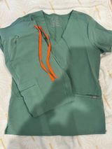 FIGS Scrubs Photo 0