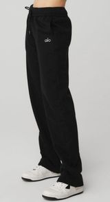 Alo Accolade Straight Leg Sweatpant Black Fleece Sweats Lounge Traveling Joggers Photo 0