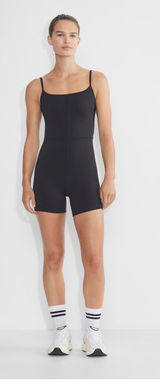 Aritzia TNA Romper 5" black Photo 0