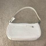 White Purse Photo 0