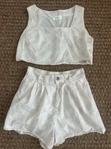Boutique Floral Set Multi Photo 0