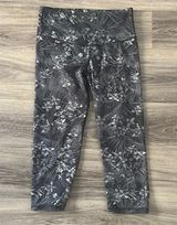 Old Navy Floral Print Fitted Crop Leggings Large Photo 0