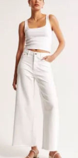 Abercrombie & Fitch High Rise Cropped Wide Leg Jean Size 30 Photo 0