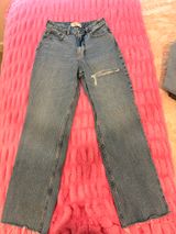 Abercrombie High-Rise Jeans Photo 0