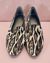 Stuart Weitzman Pony Hair Animal Print‎ Slip On Loafers Women's 5.5 Quiet Luxury Photo 0