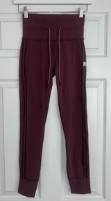 Vuori Daily Leggings Photo 0
