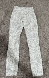 White Leggings Photo 0