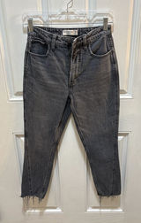 Abercrombie & Fitch The Skinny High Rise Faded Black Raw Hem Jeans Size 26/2s Photo 0