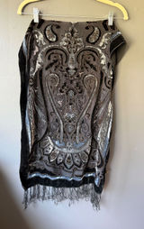 Elegant Black and Gray Velvet Paisley Shawl with Fringe Photo 0