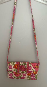 Vera‎ Bradley Crossbody Wallet Photo 0