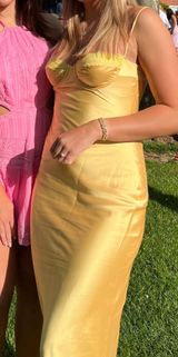 Yellow dress  Photo 0