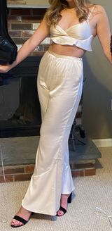Two Piece Set Photo 0