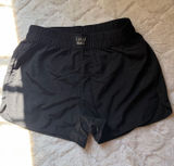 Lulu Mac shorts Black Size XL Photo 0
