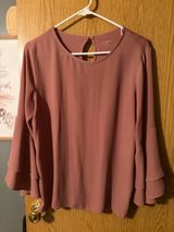 LOFT Women's Dusty Rose Ruffle Sleeve Blouse Med Photo 0