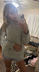 grey sweater Gray Photo 0
