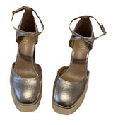 Chelsea‎ & Violet Women’s Pumps 9M Chunky Heels Gold Y2K Photo 0