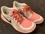 Nike Pink Free 5.0 shoes Photo 0