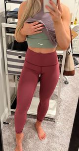 Wunder Under Leggings - Claret Photo 0