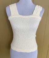 Women XS floral textured wide strap tank top cream color Photo 0