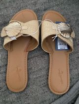 Women's Tan Sandals Size 7 Photo 0