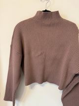 cropped Brown Sweater Photo 0