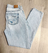 American eagle tomgirl jeans  Photo 0