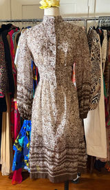 Vintage-Inspired Brown Floral Long Sleeve Dress Photo 0